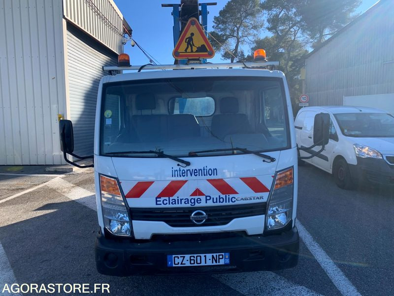 Nacelle élévatrice - 2013 - SOCAGE - Nissan - Cabstar - 91 757 kms - CZ 601 NP - Kastenwagen: das Bild 1 Nacelle élévatrice - 2013 - SOCAGE - Nissan - Cabstar - 91 757 kms - CZ 601 NP - Kastenwagen: das Bild 1