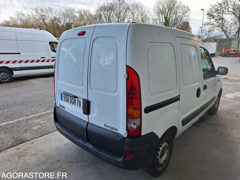 RENAULT KANGOO _ 2 places _ Essence/GPL - Kleintransporter: das Bild 5 RENAULT KANGOO _ 2 places _ Essence/GPL - Kleintransporter: das Bild 5