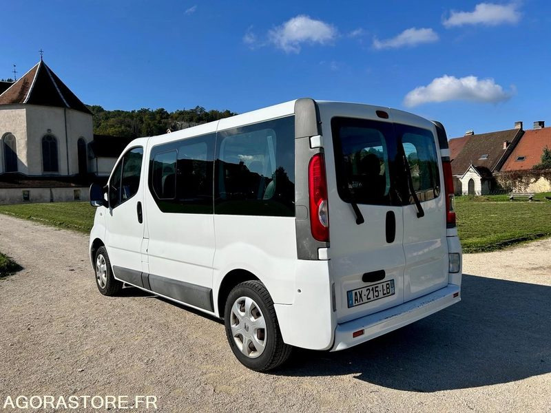 Renault Trafic 2 - 2010 - 141000 kms - Kleinbus, Personentransporter: das Bild 4 Renault Trafic 2 - 2010 - 141000 kms - Kleinbus, Personentransporter: das Bild 4
