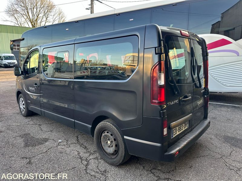 Renault Trafic 9 places / ED-883-DM / 274 888kms - Kleinbus, Personentransporter: das Bild 3 Renault Trafic 9 places / ED-883-DM / 274 888kms - Kleinbus, Personentransporter: das Bild 3