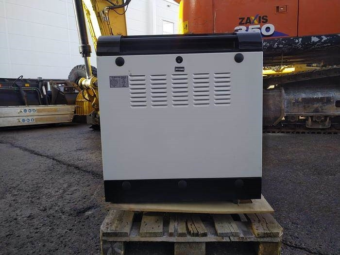 Ashita DG 23000 SE3 - Stromgenerator: das Bild 4 Ashita DG 23000 SE3 - Stromgenerator: das Bild 4