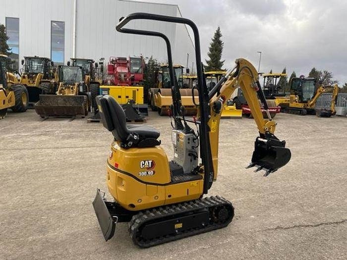 CAT 300.9D - Minibagger: das Bild 2 CAT 300.9D - Minibagger: das Bild 2