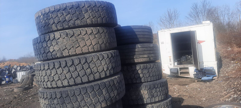 Reifen für LKW Michelin 295*80R22.5 255*70 \ 275*70* 265\70R19.5: das Bild 7 Reifen für LKW Michelin 295*80R22.5 255*70 \ 275*70* 265\70R19.5: das Bild 7