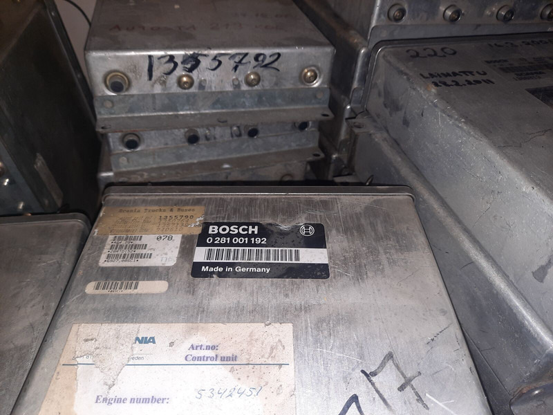 Scania 0281001192 - Steuergerät: das Bild 2 Scania 0281001192 - Steuergerät: das Bild 2