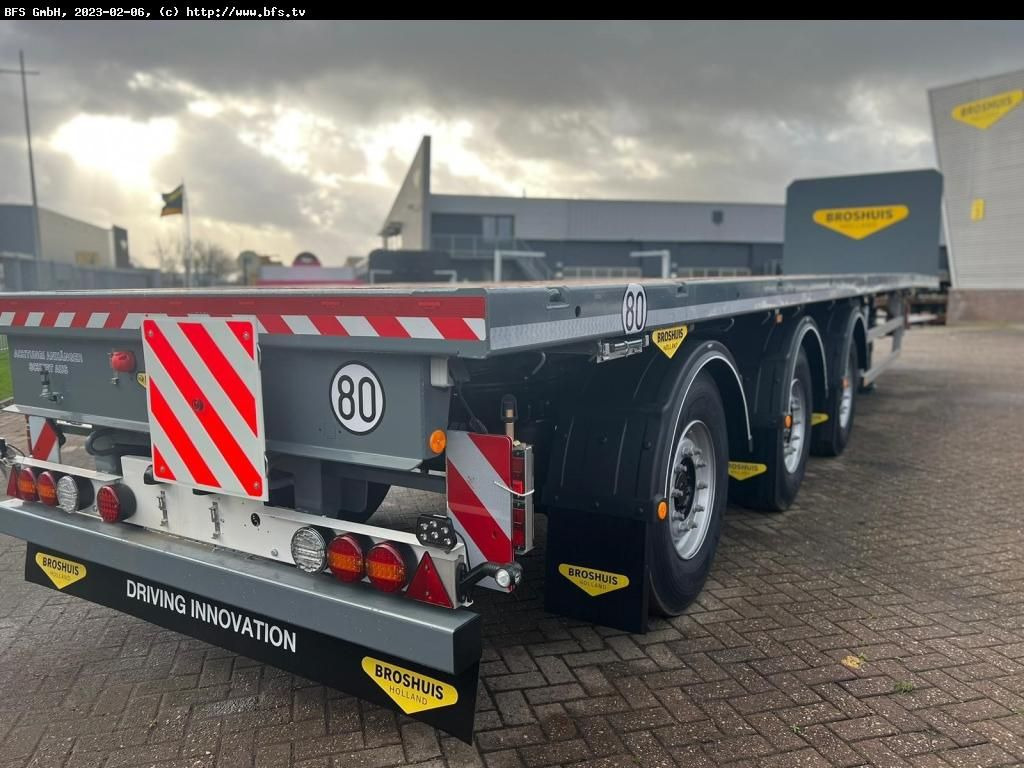 Broshuis Telesattel 1x ausziehbar 3-Achs Telesattel Leich - Pritschenauflieger/ Plattformauflieger: das Bild 1 Broshuis Telesattel 1x ausziehbar 3-Achs Telesattel Leich - Pritschenauflieger/ Plattformauflieger: das Bild 1