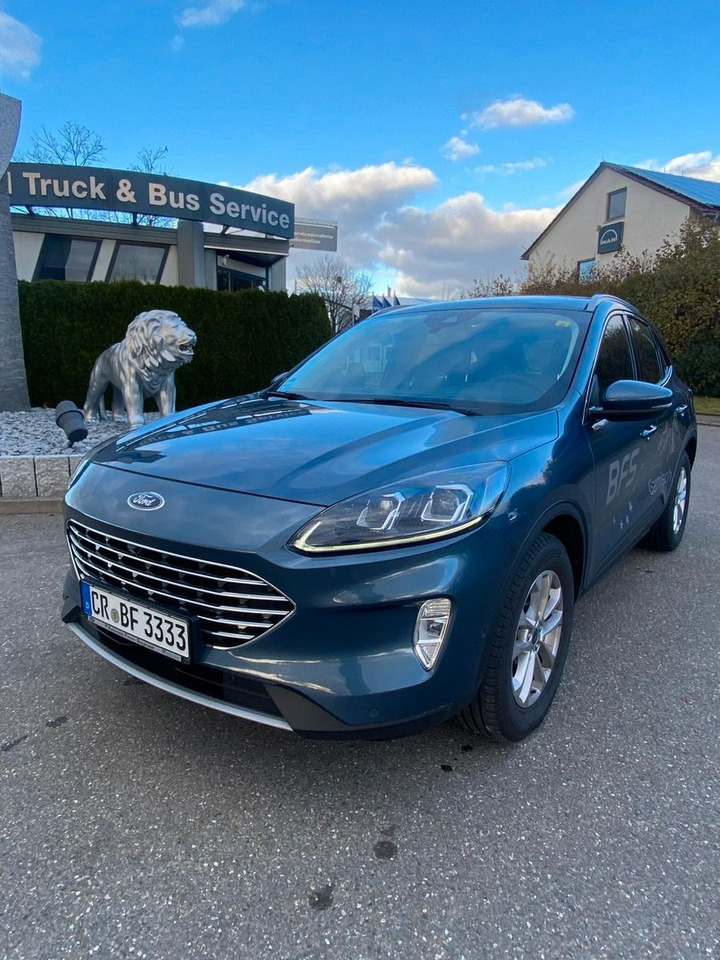 Ford Kuga Titanium 4X4 AWD - SUV/ Geländewagen: das Bild 4 Ford Kuga Titanium 4X4 AWD - SUV/ Geländewagen: das Bild 4