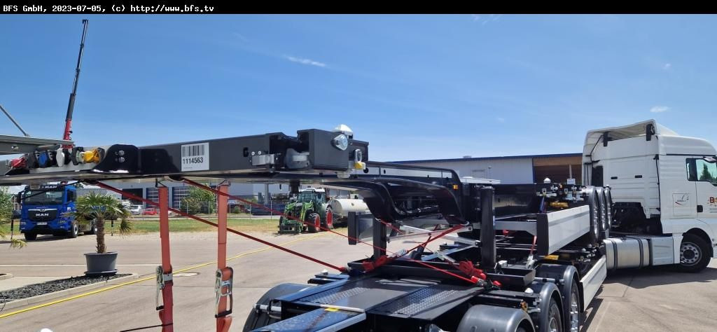 Krone Sattelauflieger Container Chassi SDC 27 eLTU5-2 Krone Sattelauflieger Container Chassi SDC 27 eLTU5-2 - Container/ Wechselfahrgestell Auflieger: das Bild 1 Krone Sattelauflieger Container Chassi SDC 27 eLTU5-2 Krone Sattelauflieger Container Chassi SDC 27 eLTU5-2 - Container/ Wechselfahrgestell Auflieger: das Bild 1