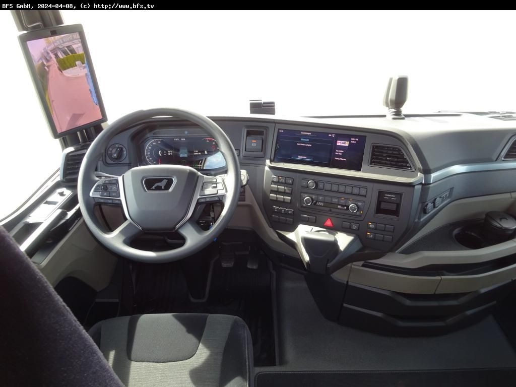 MAN TGX (TG3) 18.520 4x2 BL SA Digitales Spiegelsyst MAN TGX (TG3) 18.520 4x2 BL SA Digitales Spiegelsyst - Sattelzugmaschine: das Bild 4 MAN TGX (TG3) 18.520 4x2 BL SA Digitales Spiegelsyst MAN TGX (TG3) 18.520 4x2 BL SA Digitales Spiegelsyst - Sattelzugmaschine: das Bild 4