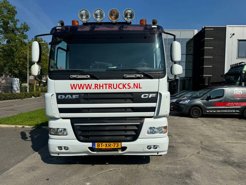 DAF CF 85.360 8x2 + HIAB 422E8 REMOTE CONTROLE - Autokran: das Bild 4 DAF CF 85.360 8x2 + HIAB 422E8 REMOTE CONTROLE - Autokran: das Bild 4