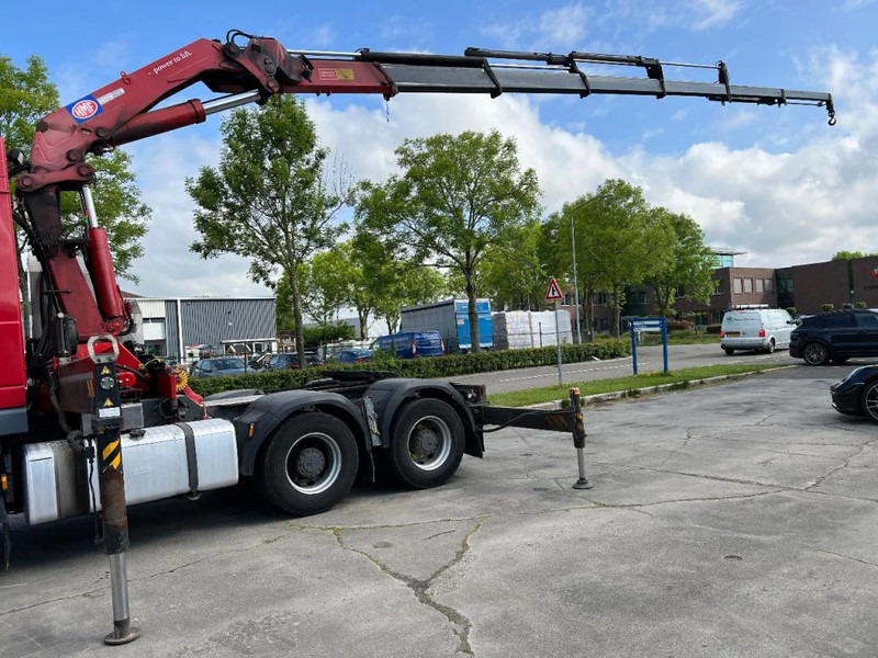 HMF 4220 K6 + REMOTE CTRL - 4 OUTRIGGERS 4220 K6 - Ausleger: das Bild 1 HMF 4220 K6 + REMOTE CTRL - 4 OUTRIGGERS 4220 K6 - Ausleger: das Bild 1