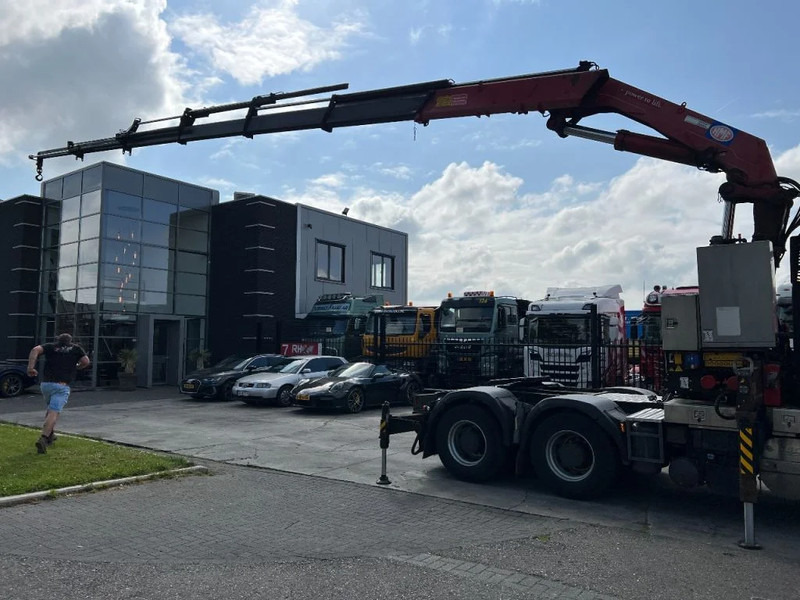 HMF 4220 K6 + REMOTE CTRL - 4 OUTRIGGERS 4220 K6 - Ausleger: das Bild 2 HMF 4220 K6 + REMOTE CTRL - 4 OUTRIGGERS 4220 K6 - Ausleger: das Bild 2