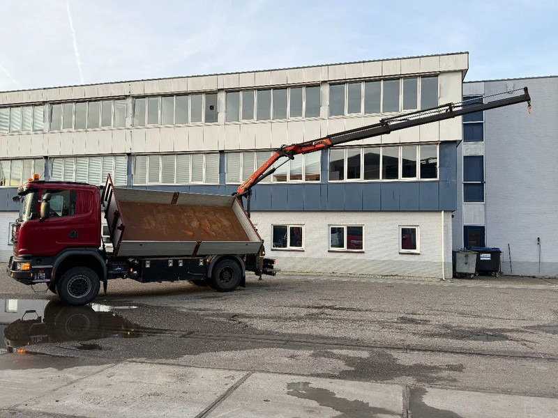 Scania G370 4X4 EURO 6 + 3-SIDE TIPPER + PALFINGER PK9002 + REMOTE - Autokran: das Bild 3 Scania G370 4X4 EURO 6 + 3-SIDE TIPPER + PALFINGER PK9002 + REMOTE - Autokran: das Bild 3