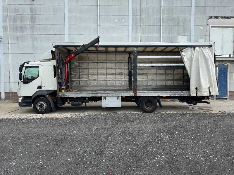 Volvo FL 250 4X2 EURO 6 + FASSI MICRO M25A.12 - Plane LKW, Autokran: das Bild 2 Volvo FL 250 4X2 EURO 6 + FASSI MICRO M25A.12 - Plane LKW, Autokran: das Bild 2