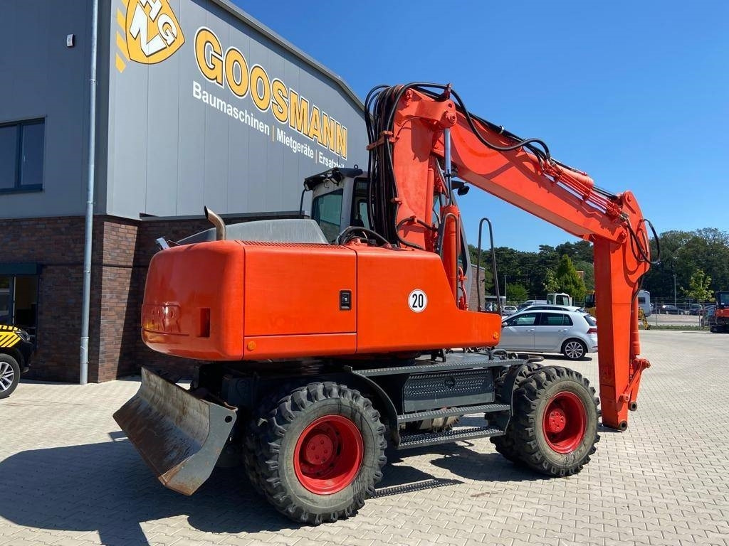 Liebherr A 900 C - Mobilbagger: das Bild 2 Liebherr A 900 C - Mobilbagger: das Bild 2