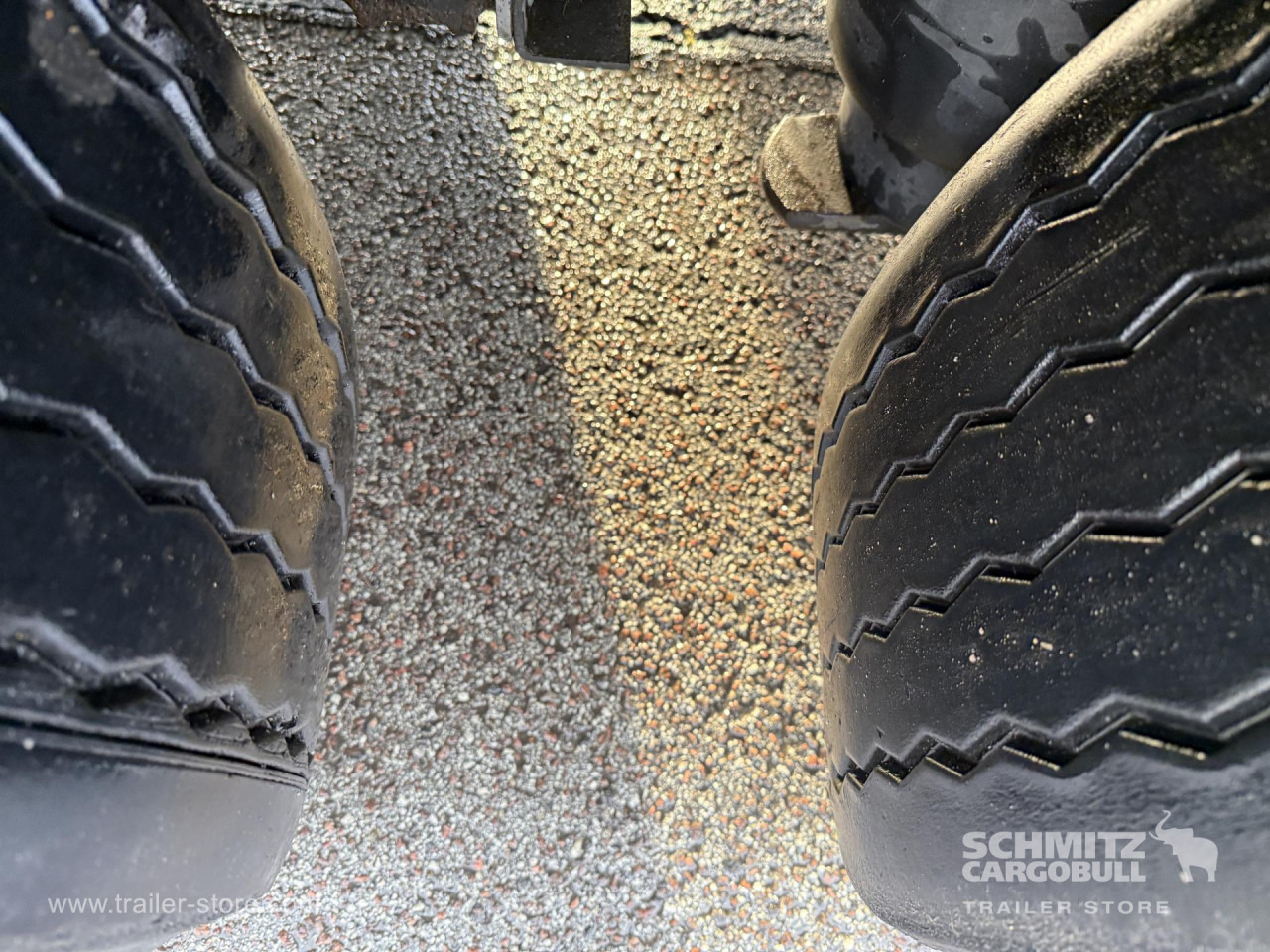 SCHMITZ Curtainsider Standard - Planenauflieger: das Bild 5 SCHMITZ Curtainsider Standard - Planenauflieger: das Bild 5