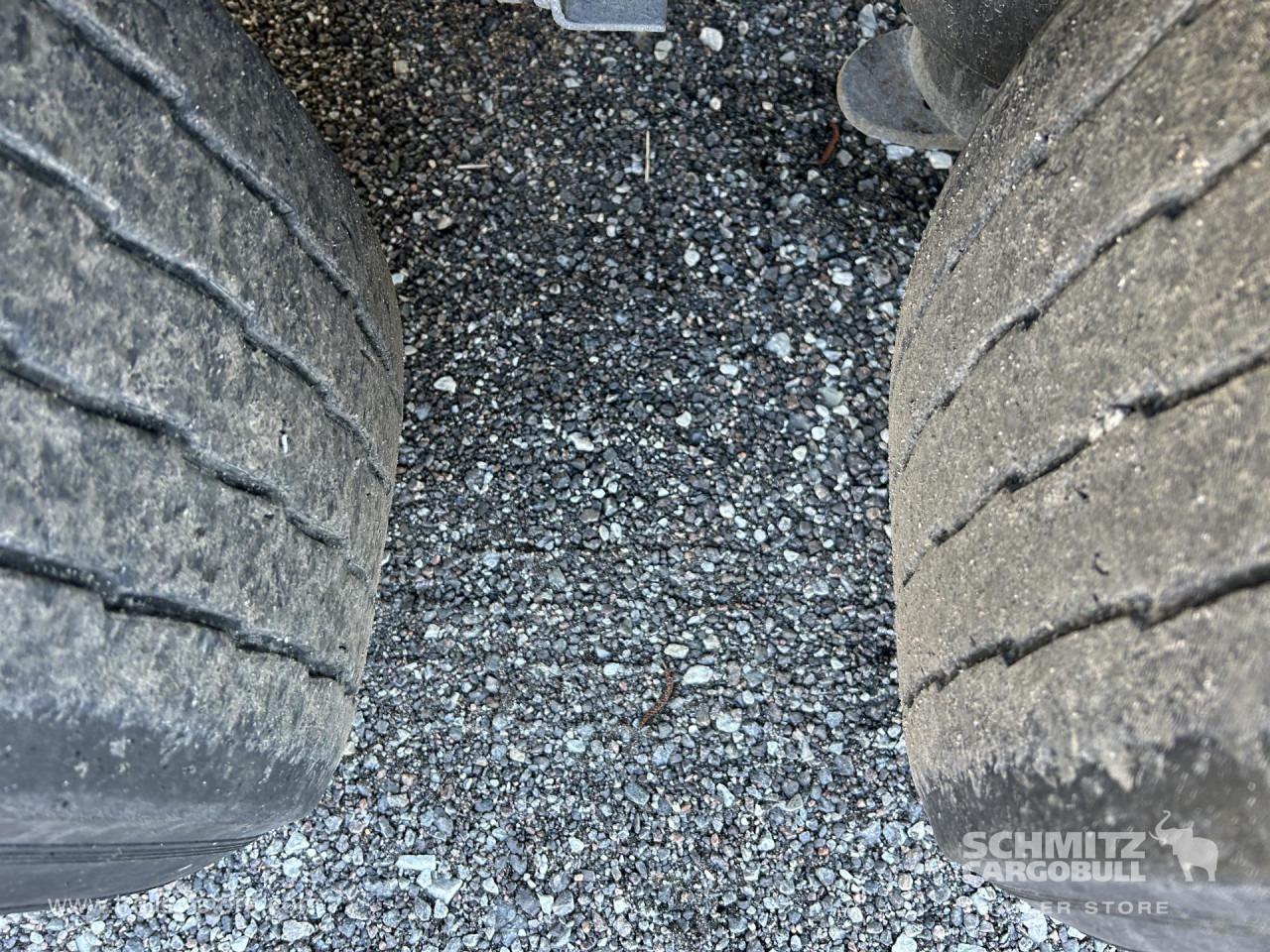 SCHMITZ Curtainsider Standard - Planenauflieger: das Bild 4 SCHMITZ Curtainsider Standard - Planenauflieger: das Bild 4