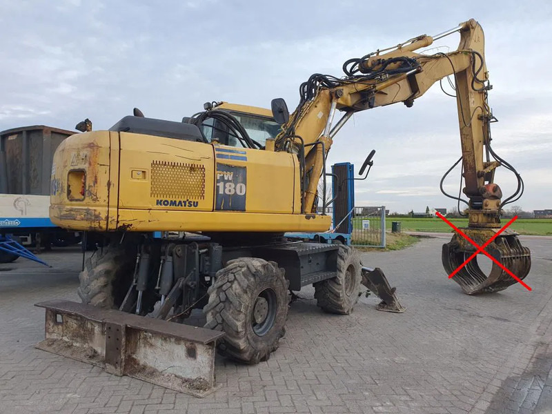 Komatsu PW180-7K - Mobilbagger: das Bild 3 Komatsu PW180-7K - Mobilbagger: das Bild 3