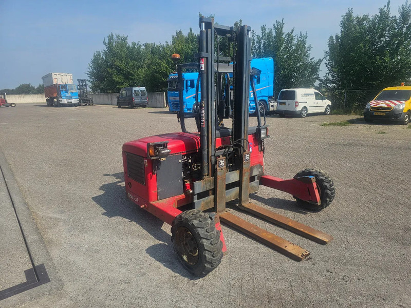 Moffett M4 20.3 RE4-45-1200-900 - Gabelstapler: das Bild 3 Moffett M4 20.3 RE4-45-1200-900 - Gabelstapler: das Bild 3