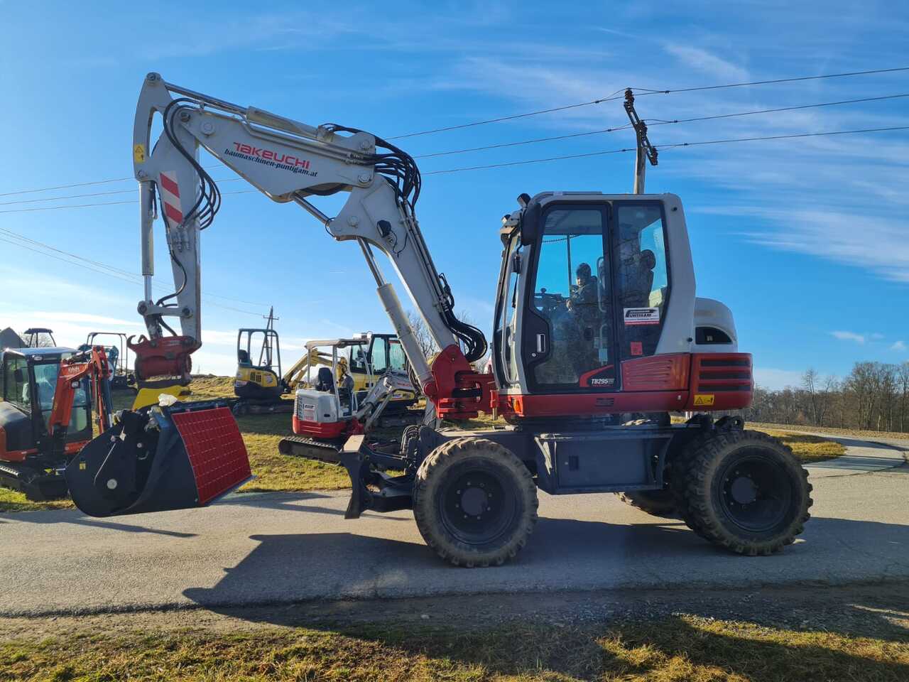Schaufel für Kettenbagger Concrete mixing bucket 180 cm for Excavator: das Bild 7 Schaufel für Kettenbagger Concrete mixing bucket 180 cm for Excavator: das Bild 7