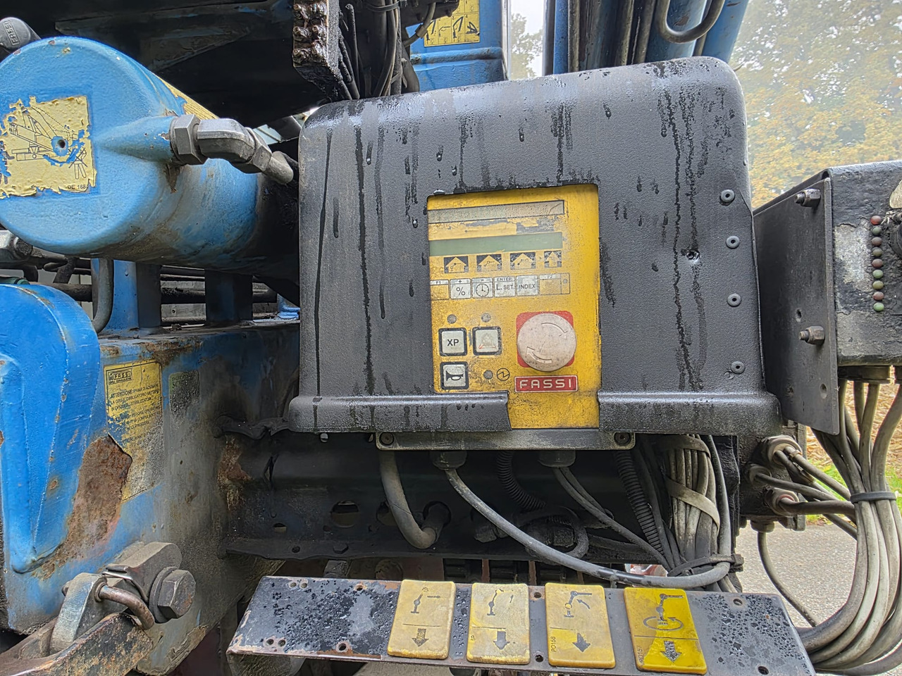 IVECO Stralis AD mit Fassi F210A.25 - Autokran: das Bild 5 IVECO Stralis AD mit Fassi F210A.25 - Autokran: das Bild 5