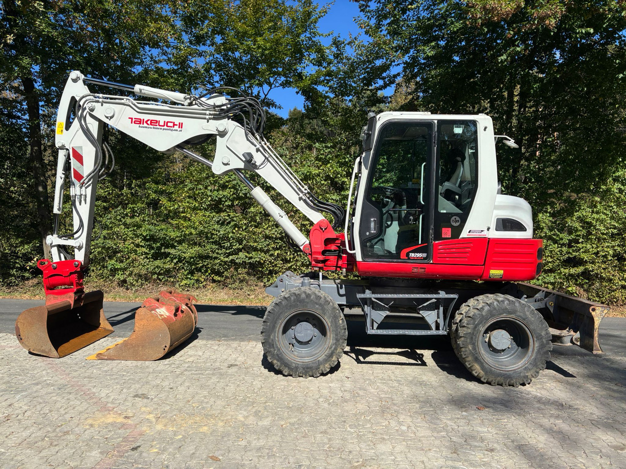 TAKEUCHI TB 295 W - Mobilbagger: das Bild 1 TAKEUCHI TB 295 W - Mobilbagger: das Bild 1
