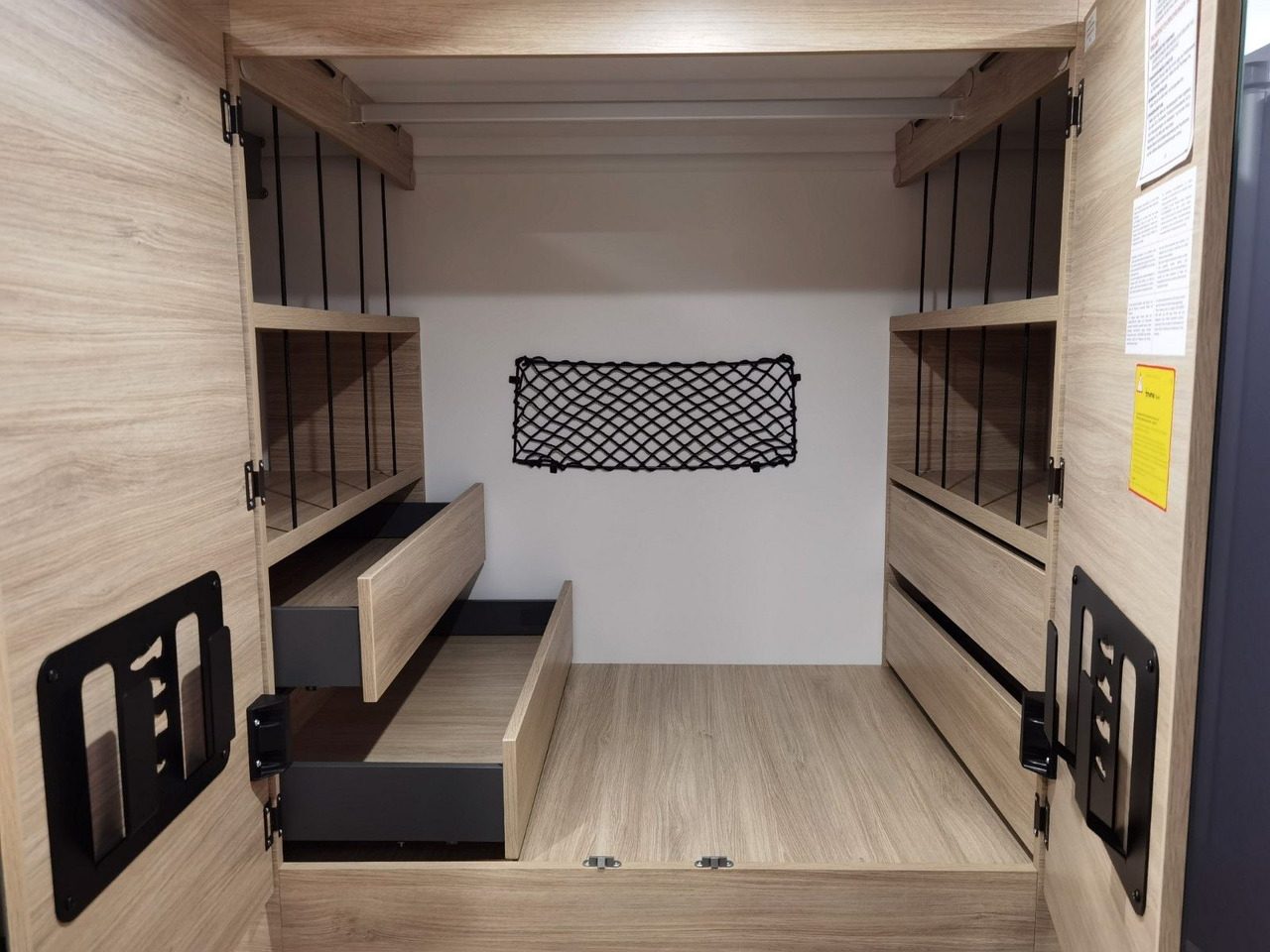 Chausson 650 TITANIUM / MODELL 2026 / 165PS-8G. / HUBBETT - Leasing Chausson 650 TITANIUM / MODELL 2026 / 165PS-8G. / HUBBETT: das Bild 22