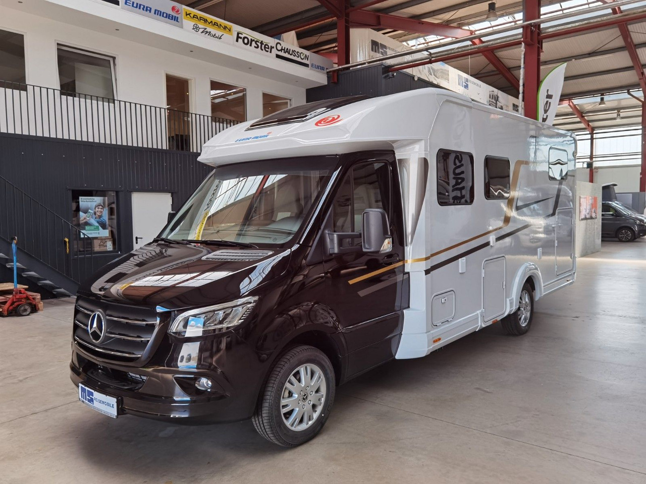 Teilintegriertes Wohnmobil Eura Mobil PROFILA T 726 EB /-2025-/ MONDIAL PLUS & S-PAKET: das Bild 7