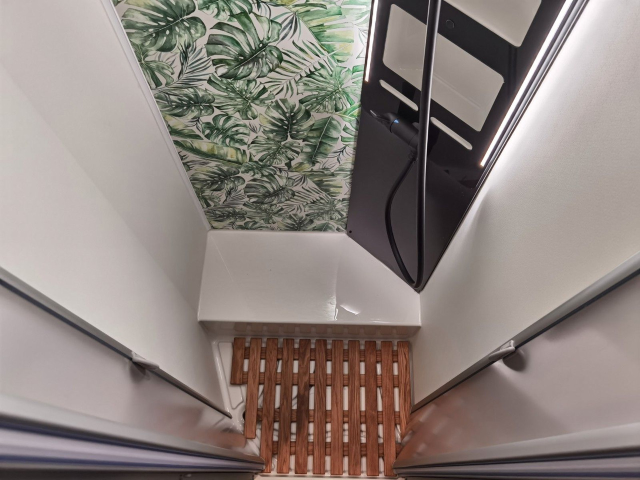 Teilintegriertes Wohnmobil Eura Mobil PROFILA T 726 EB /-2025-/ MONDIAL PLUS & S-PAKET: das Bild 22