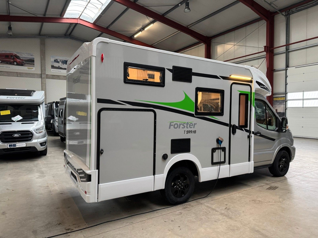 Forster T 599 HBN COUPÈ /-2026-/ 165PS-8G / SILVER-PAKET - Teilintegriertes Wohnmobil: das Bild 4 Forster T 599 HBN COUPÈ /-2026-/ 165PS-8G / SILVER-PAKET - Teilintegriertes Wohnmobil: das Bild 4