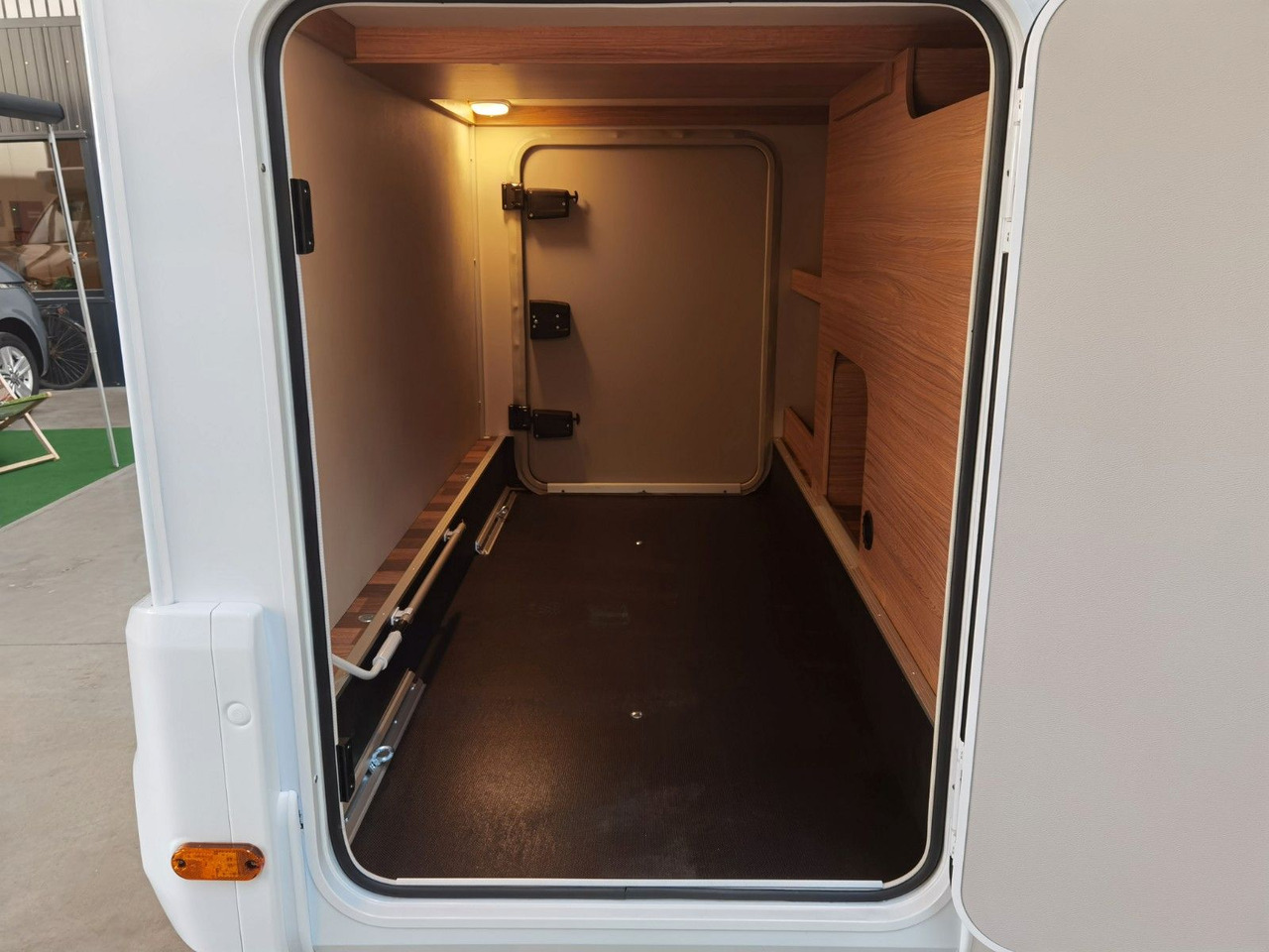 Weinsberg CARACOMPACT 600 MEG PEPPER / 8G. - AUTOMATIK - Leasing Weinsberg CARACOMPACT 600 MEG PEPPER / 8G. - AUTOMATIK: das Bild 9