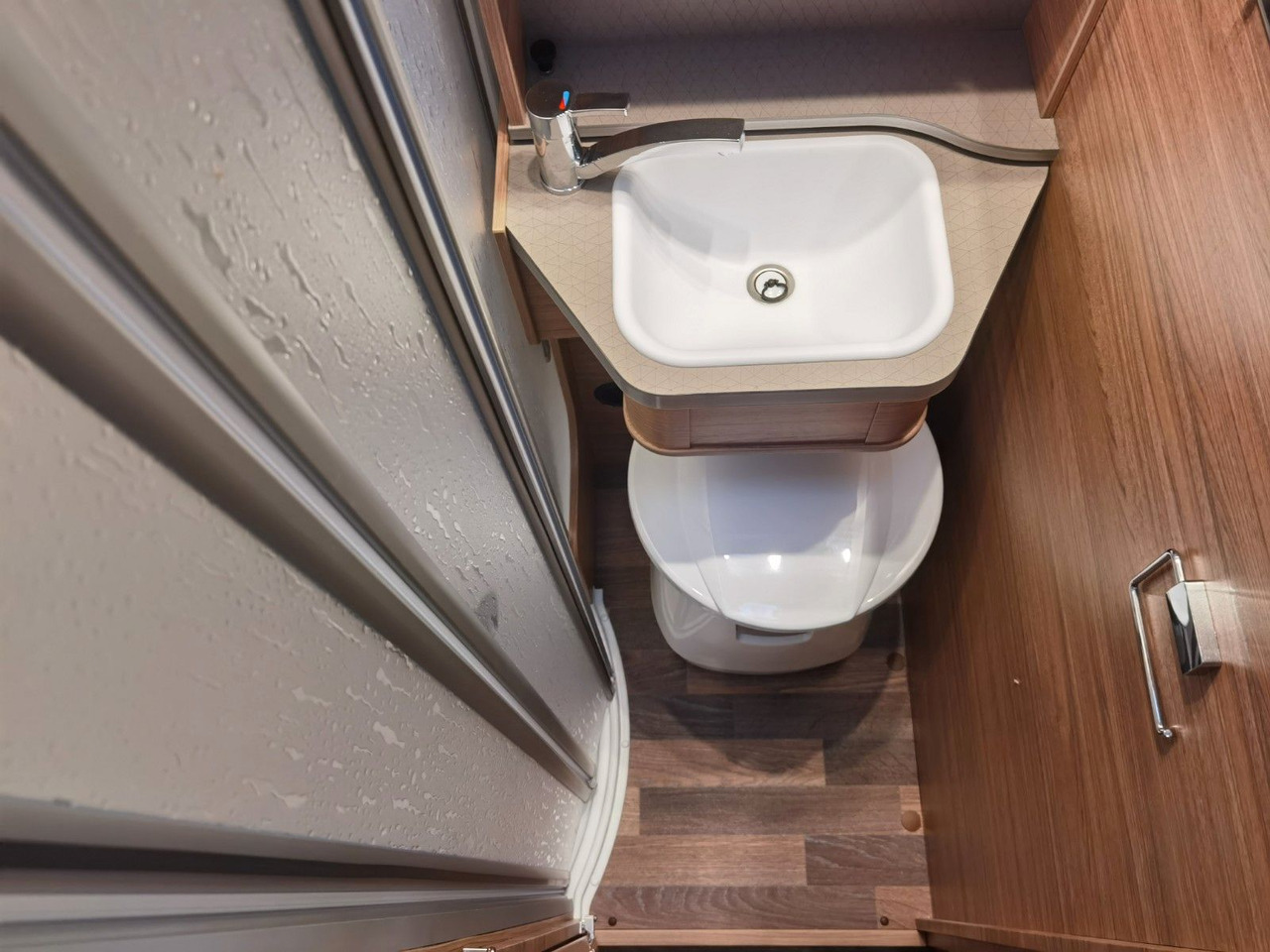 Weinsberg CARACOMPACT 600 MEG PEPPER / 8G. - AUTOMATIK - Leasing Weinsberg CARACOMPACT 600 MEG PEPPER / 8G. - AUTOMATIK: das Bild 20