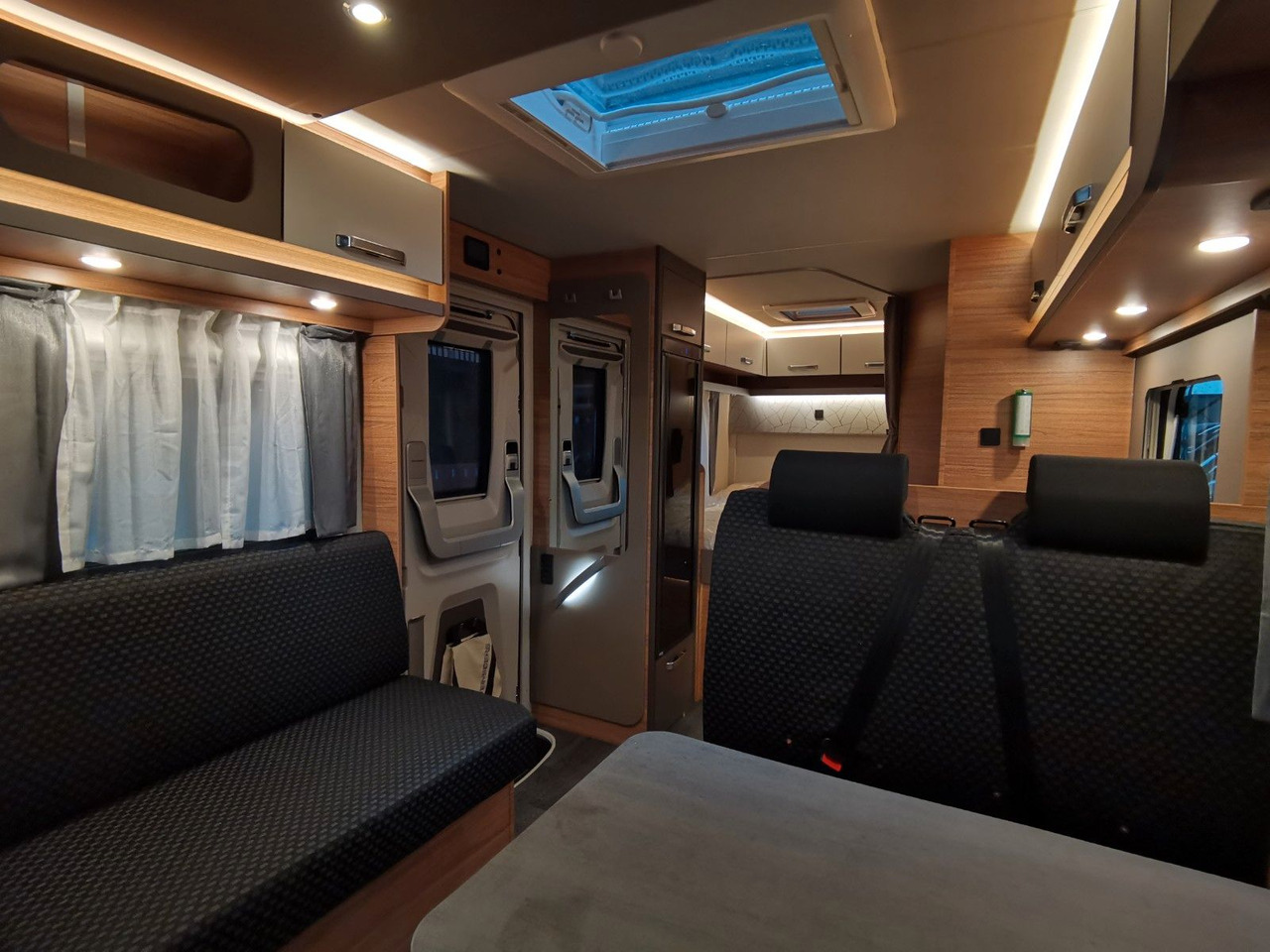 Weinsberg CARALOFT 650 MF / 155PS / TOP - AUSSTATTUNG - Leasing Weinsberg CARALOFT 650 MF / 155PS / TOP - AUSSTATTUNG: das Bild 12