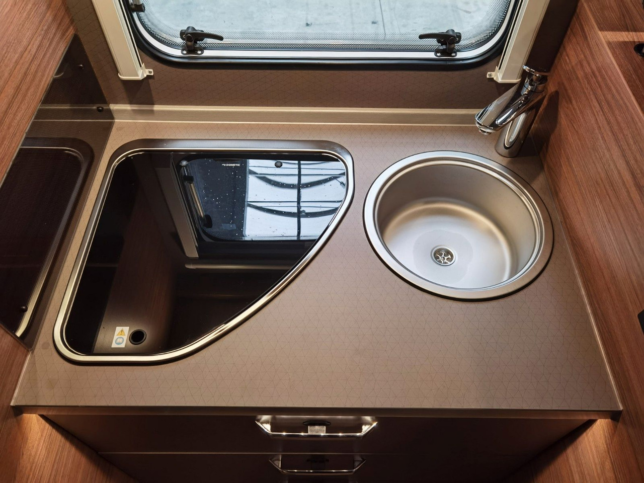 Weinsberg CARASUITE 650 MG / 140PS / HECKBETT & HUBBETT - Leasing Weinsberg CARASUITE 650 MG / 140PS / HECKBETT & HUBBETT: das Bild 23