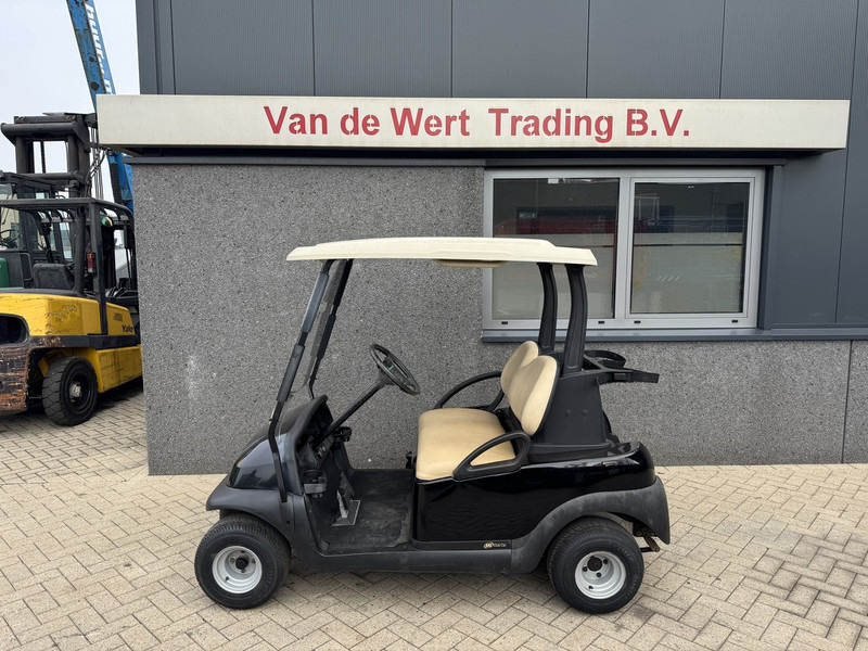 Clubcar Golfcar CLUBCAR PRESEDENT zwart 2 zits Benzine golfkar cart - Golfmobil: das Bild 1 Clubcar Golfcar CLUBCAR PRESEDENT zwart 2 zits Benzine golfkar cart - Golfmobil: das Bild 1