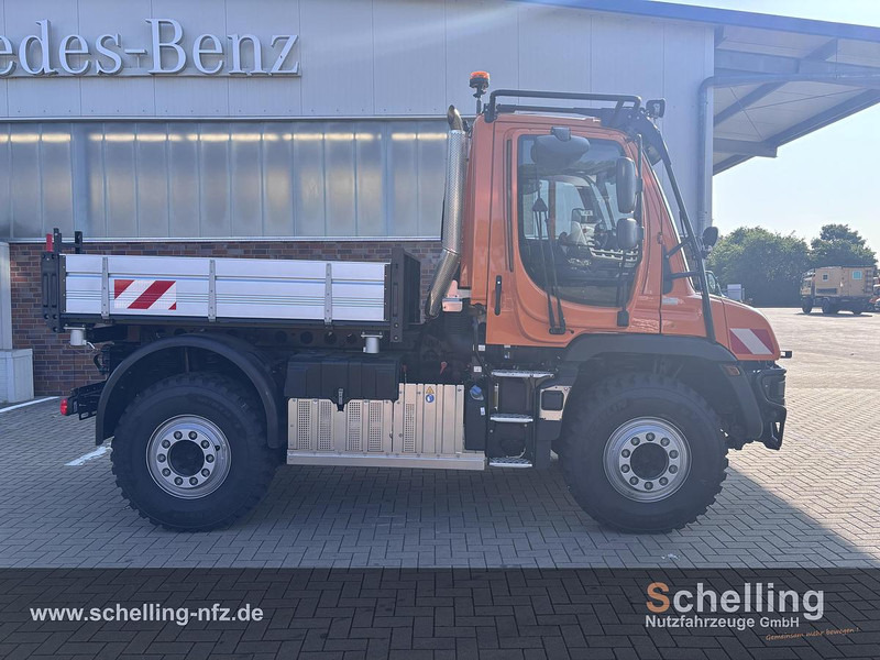Mercedes-Benz U427 - LKW: das Bild 2 Mercedes-Benz U427 - LKW: das Bild 2