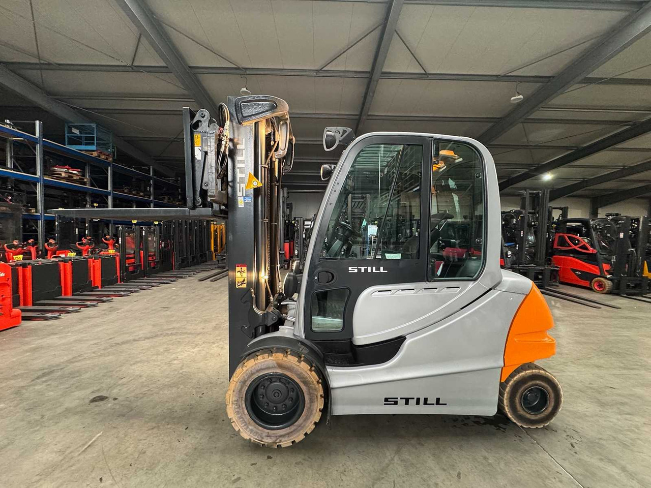 10/2025 SERVICE + UVV 11/2026 STILL RX60-50 5.000KG TRIPLEX 538CM 3.+4. VALVE ELECTRIC FORKLIFT 19.908 HOURS - Gabelstapler: das Bild 1 10/2025 SERVICE + UVV 11/2026 STILL RX60-50 5.000KG TRIPLEX 538CM 3.+4. VALVE ELECTRIC FORKLIFT 19.908 HOURS - Gabelstapler: das Bild 1