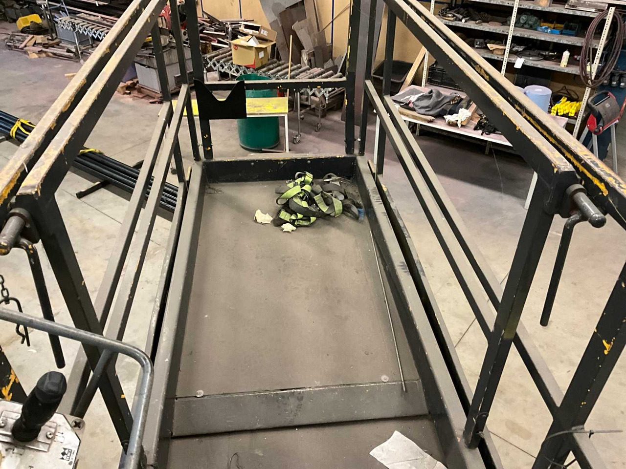 2000 HOLLAND LIFT MONOSTAR SCISSOR BOOM LIFT - Arbeitsbühne: das Bild 5 2000 HOLLAND LIFT MONOSTAR SCISSOR BOOM LIFT - Arbeitsbühne: das Bild 5