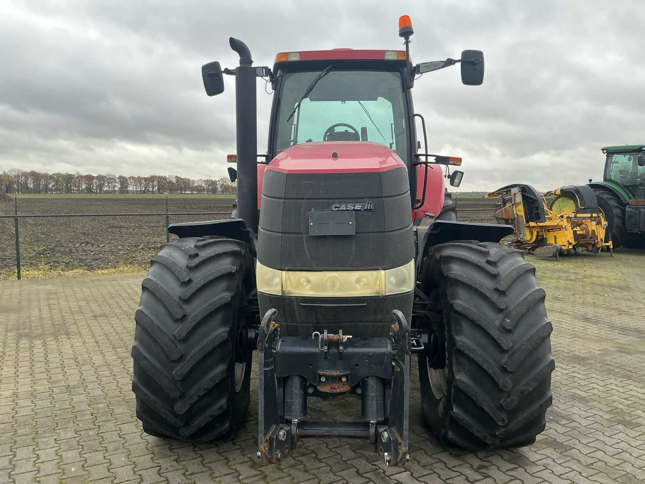 2007 CASE INTERNATIONAL MAGNUM MX 250 ALL-WHEEL DRIVE FARM TRACTOR - Traktor: das Bild 2 2007 CASE INTERNATIONAL MAGNUM MX 250 ALL-WHEEL DRIVE FARM TRACTOR - Traktor: das Bild 2