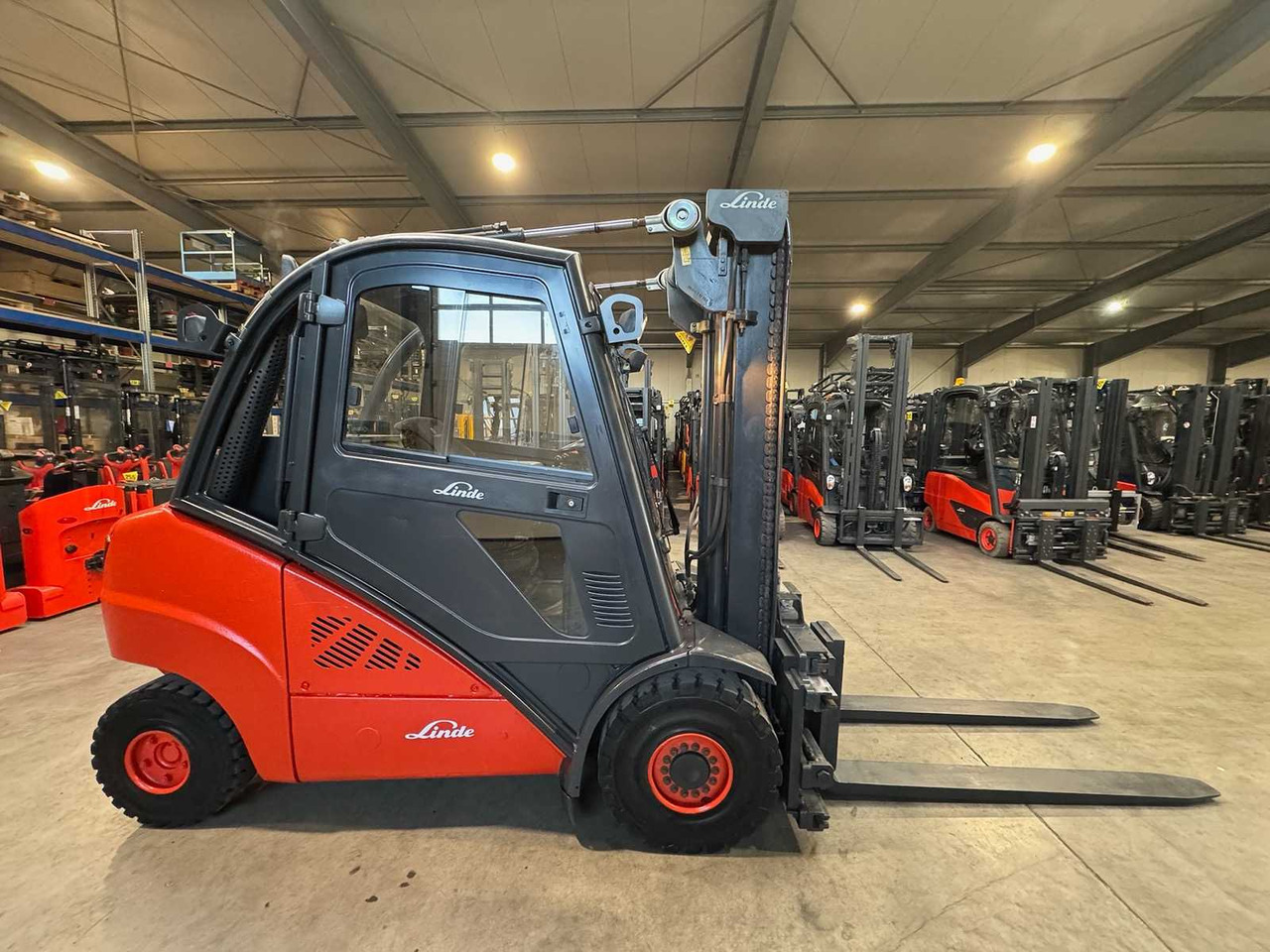 2008 SERVICE + UVV 01/2026 LINDE H35T 3.500KG 3.+4. VALVE WIDER 148CM FORK ADJUSTER GAS FORKLIFT FORKLIFT 10.543 HOURS - Gabelstapler: das Bild 5 2008 SERVICE + UVV 01/2026 LINDE H35T 3.500KG 3.+4. VALVE WIDER 148CM FORK ADJUSTER GAS FORKLIFT FORKLIFT 10.543 HOURS - Gabelstapler: das Bild 5