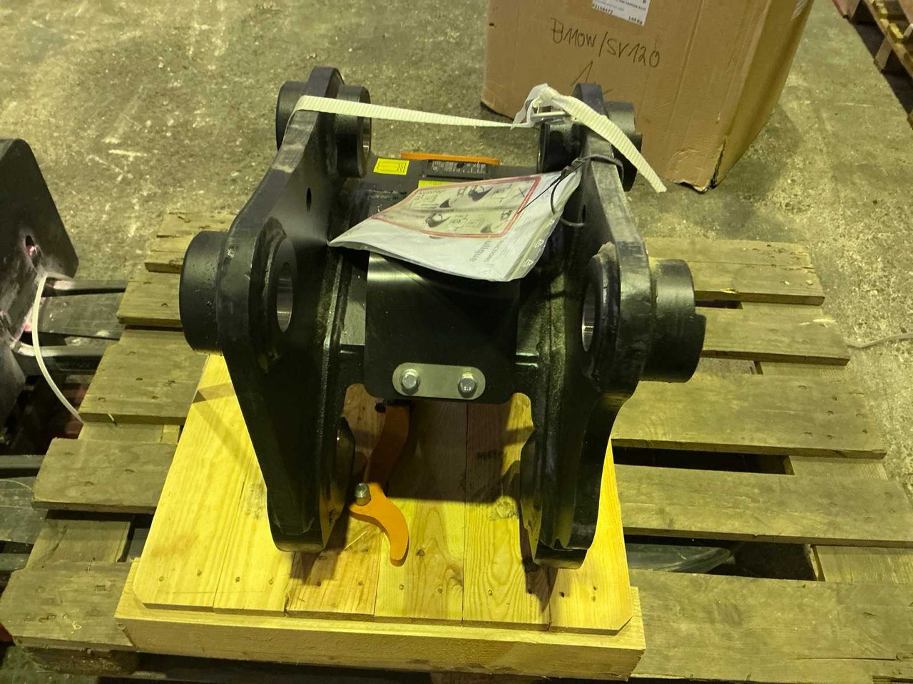 2021 ACB 5113481-B QUICK COUPLER, MECH. - Radlader: das Bild 4 2021 ACB 5113481-B QUICK COUPLER, MECH. - Radlader: das Bild 4