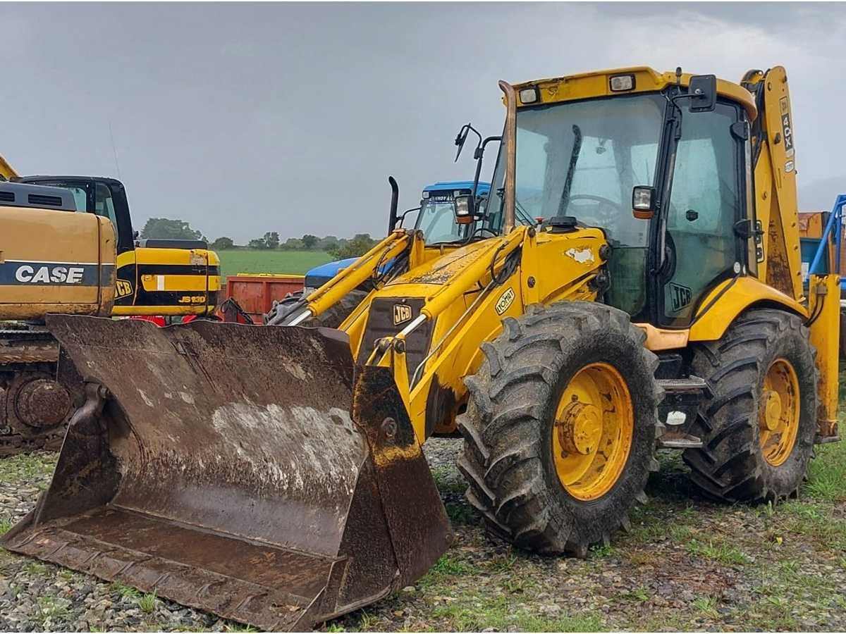 JCB 4CX BACKHOE LOADER WITH 4-IN-1 BUCKET AND TELESCOPIC BOOM - Baggerlader: das Bild 2 JCB 4CX BACKHOE LOADER WITH 4-IN-1 BUCKET AND TELESCOPIC BOOM - Baggerlader: das Bild 2
