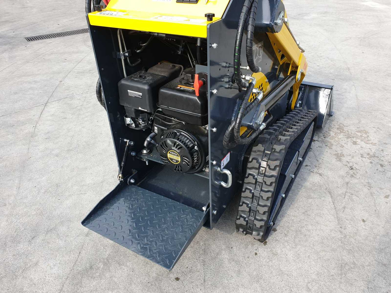 Radlader JPC HT360 MINI TRACK LOADER: das Bild 8 Radlader JPC HT360 MINI TRACK LOADER: das Bild 8