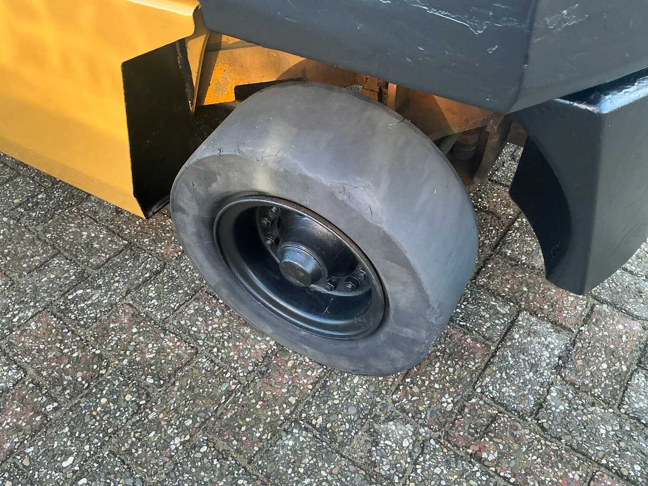 Gabelstapler KOMATSU FD25-8 FORKLIFT: das Bild 20