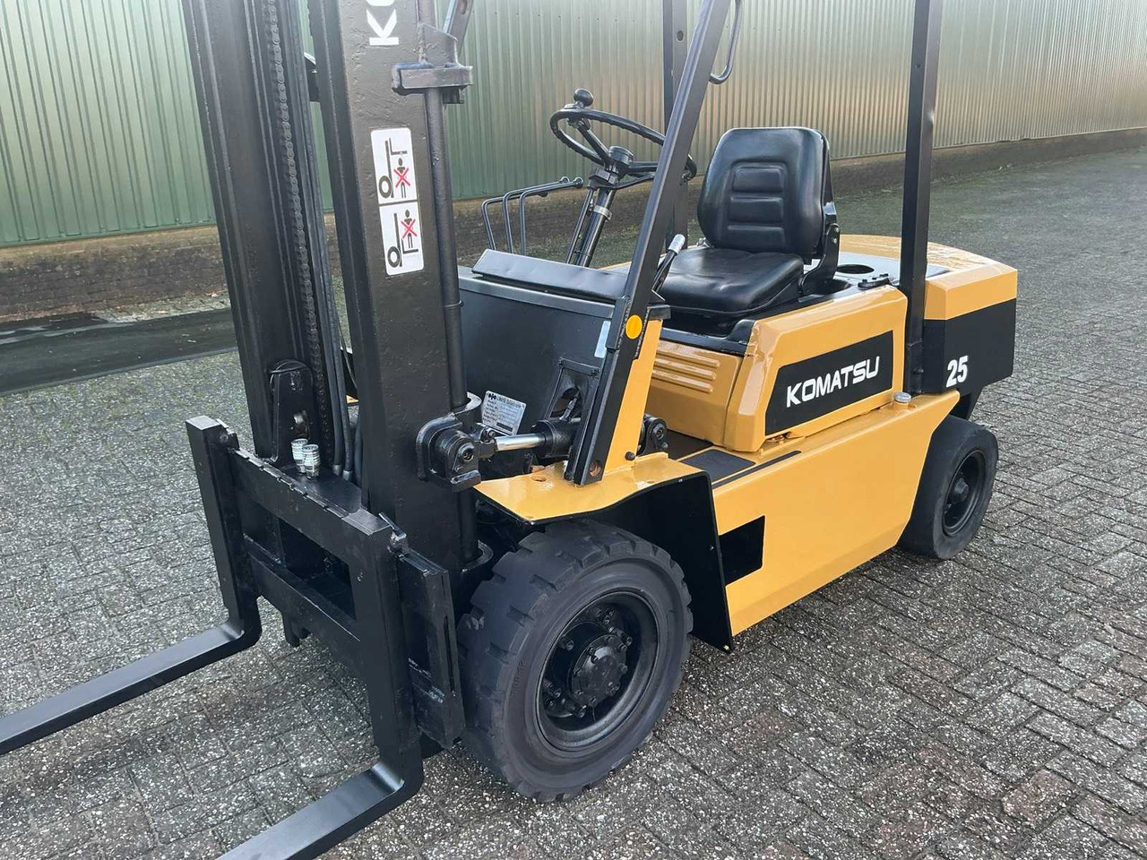 Gabelstapler KOMATSU FD25-8 FORKLIFT: das Bild 8