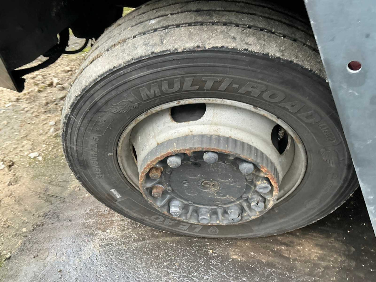 LKW 2002 TERBERG TERMINAL TRACTOR: das Bild 8 LKW 2002 TERBERG TERMINAL TRACTOR: das Bild 8