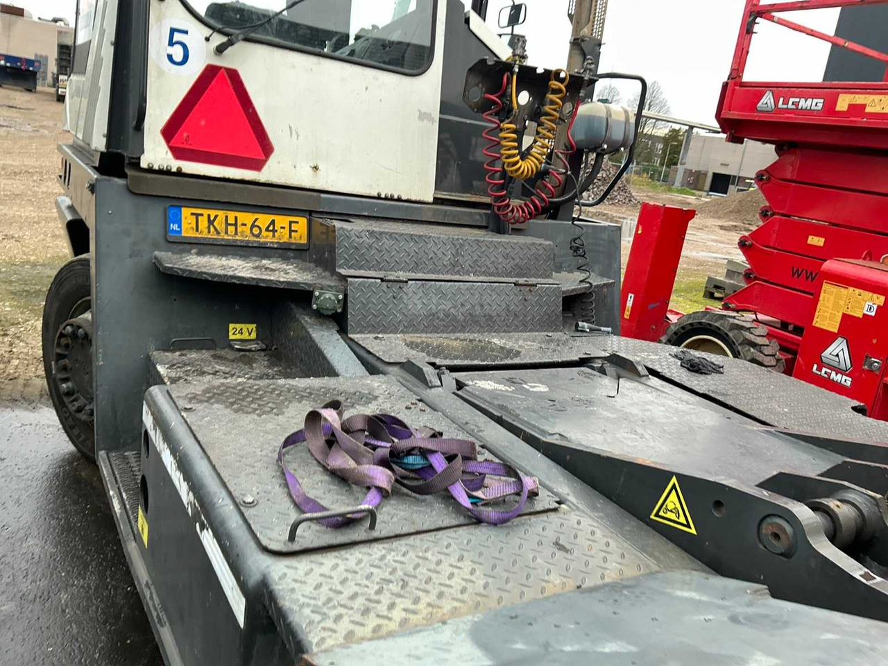 LKW 2002 TERBERG TERMINAL TRACTOR: das Bild 7 LKW 2002 TERBERG TERMINAL TRACTOR: das Bild 7