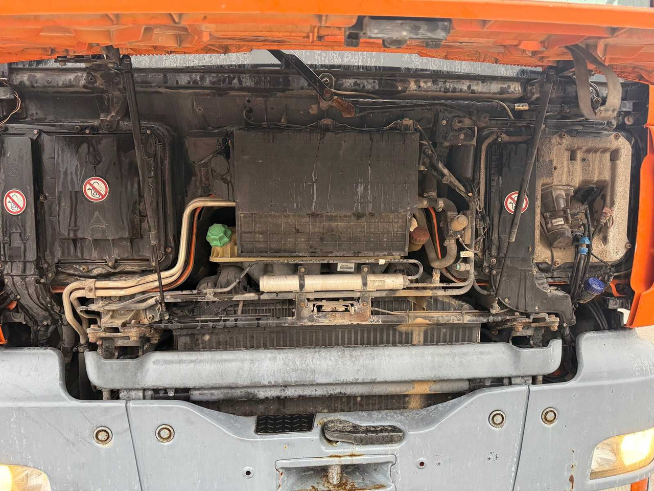 MAN - TGA 26.414 FDC - TRUCK - 2003 - LKW: das Bild 3 MAN - TGA 26.414 FDC - TRUCK - 2003 - LKW: das Bild 3