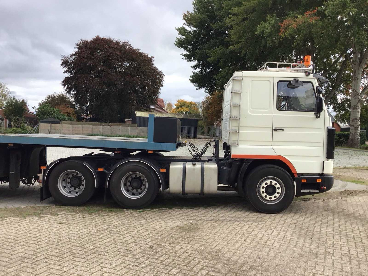 SCANIA V8 - 143H 450 - TRUCK TRACTOR - LKW: das Bild 5 SCANIA V8 - 143H 450 - TRUCK TRACTOR - LKW: das Bild 5