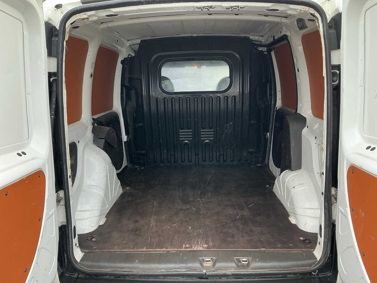 2008 - FIAT - DOBLÒ - 1.6 CNG/PETROL COMFORT - COMMERCIAL VEHICLE - Transporter: das Bild 5 2008 - FIAT - DOBLÒ - 1.6 CNG/PETROL COMFORT - COMMERCIAL VEHICLE - Transporter: das Bild 5