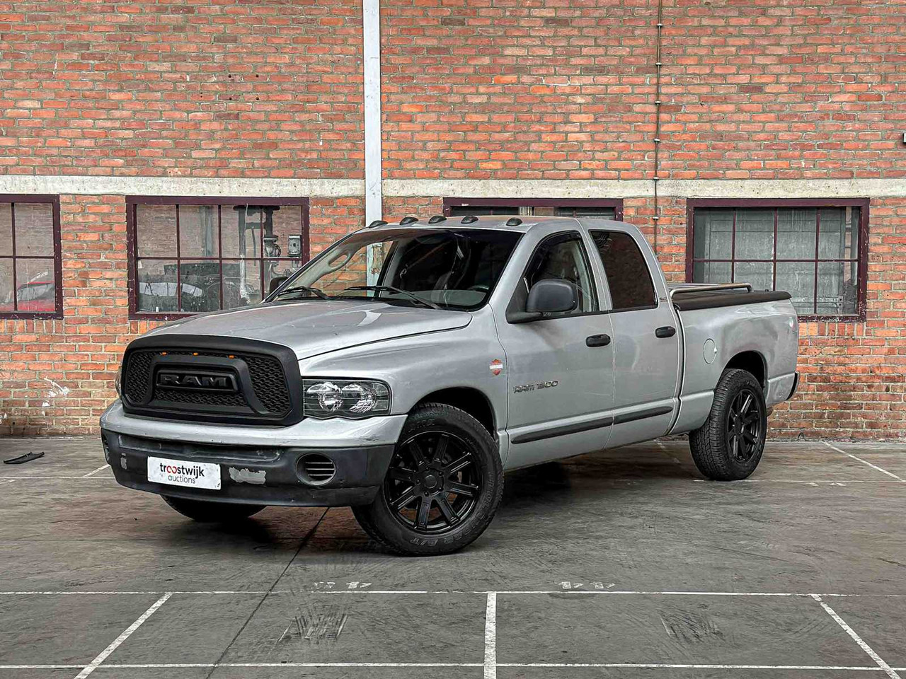 DODGE RAM 1500 4.7L V8 MAGNUM 243HP 2002, VSZ-46-Z - Transporter: das Bild 3 DODGE RAM 1500 4.7L V8 MAGNUM 243HP 2002, VSZ-46-Z - Transporter: das Bild 3